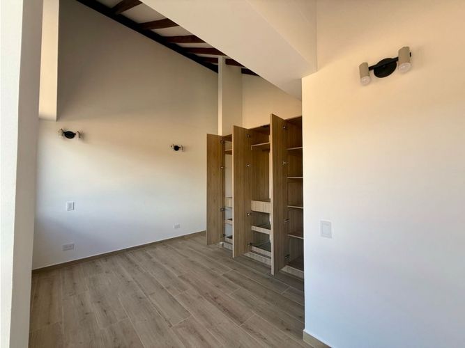 Casa de 3 alcobas en venta en Pantanillo, El Retiro, 183 m² · foto 21 de 24