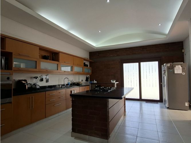 Casa de 5 alcobas en venta en Las Mercedes, Jamundí, 420 m² · foto 12 de 24