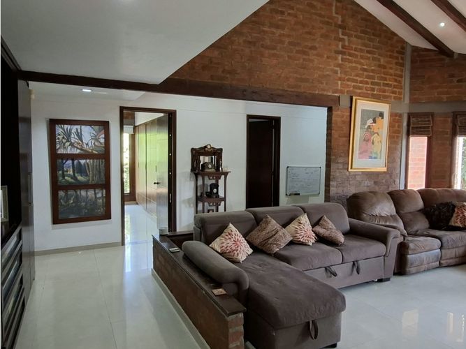 Casa de 5 alcobas en venta en Las Mercedes, Jamundí, 420 m² · foto 19 de 24