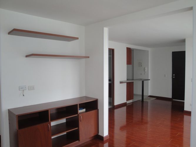 Apartamento en venta en Alameda, Bogotá · foto 2 de 14