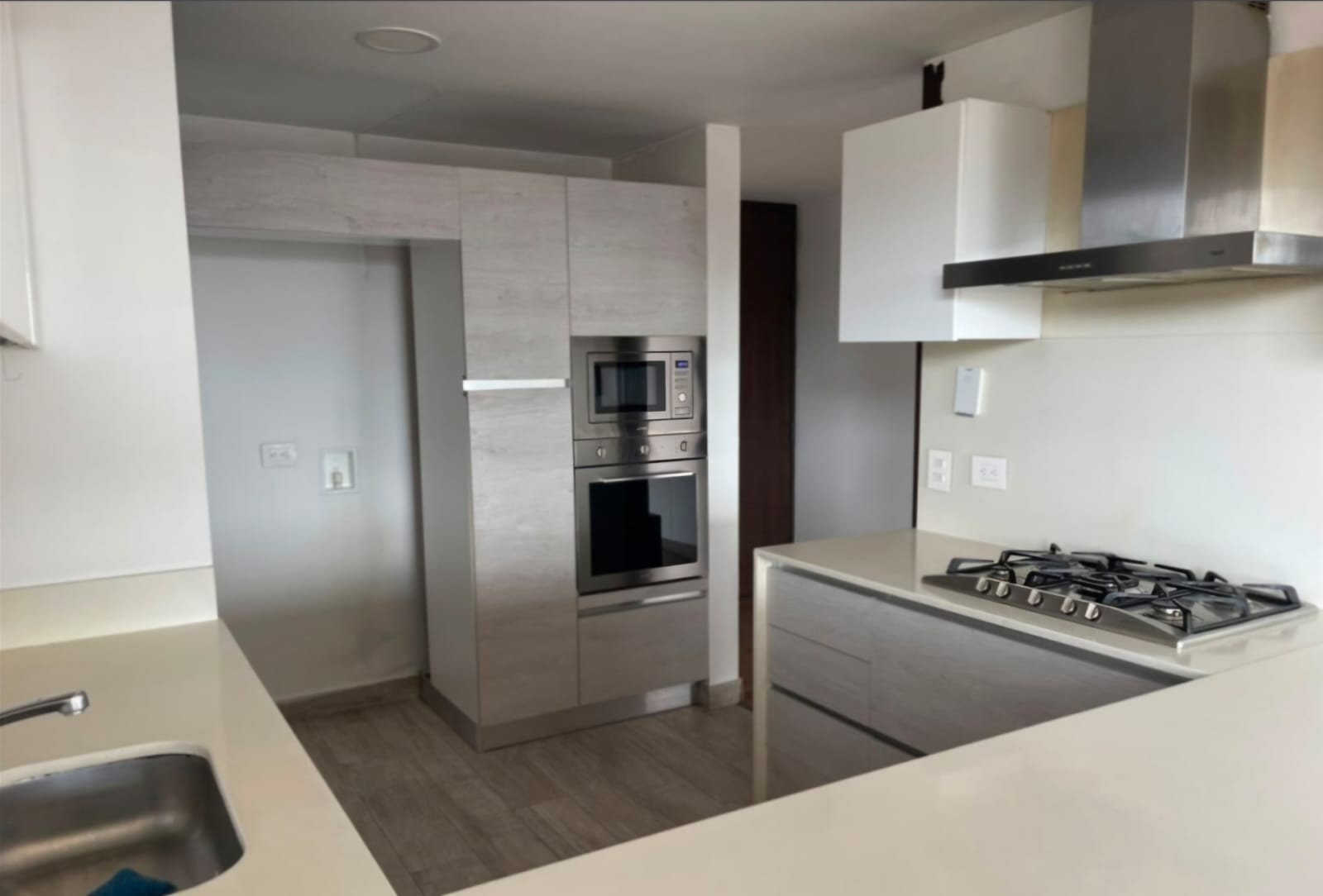 Apartamento en venta en Ciudad Salitre Occidental, Bogotá · foto 16 de 24