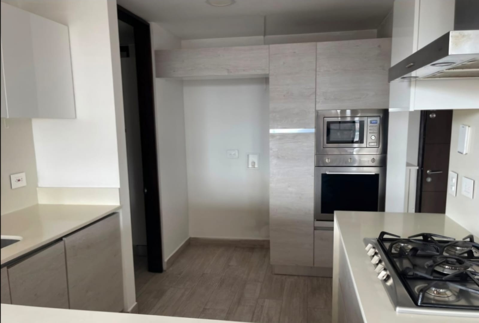 Apartamento en venta en Ciudad Salitre Occidental, Bogotá · foto 13 de 24