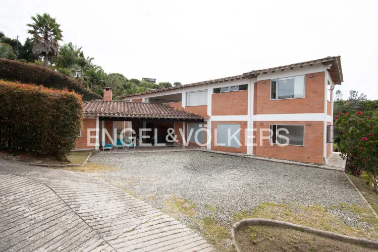Casa de 4 alcobas en venta en Mampuesto, Rionegro, 361 m² · foto 16 de 16