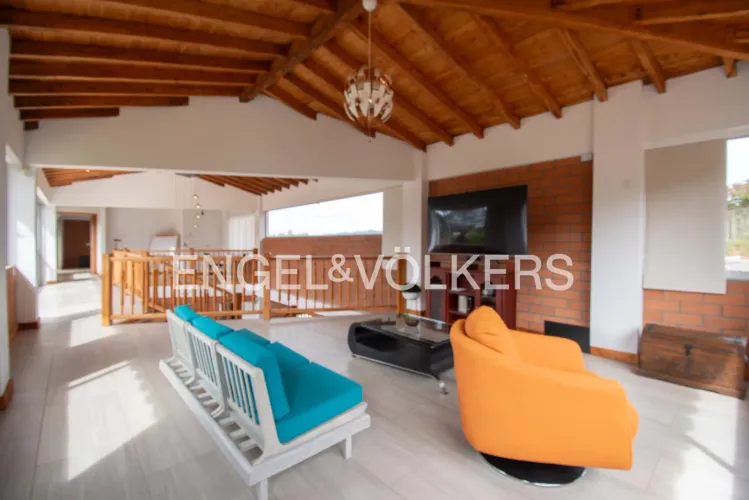 Casa de 4 alcobas en venta en Mampuesto, Rionegro, 361 m² · foto 12 de 16