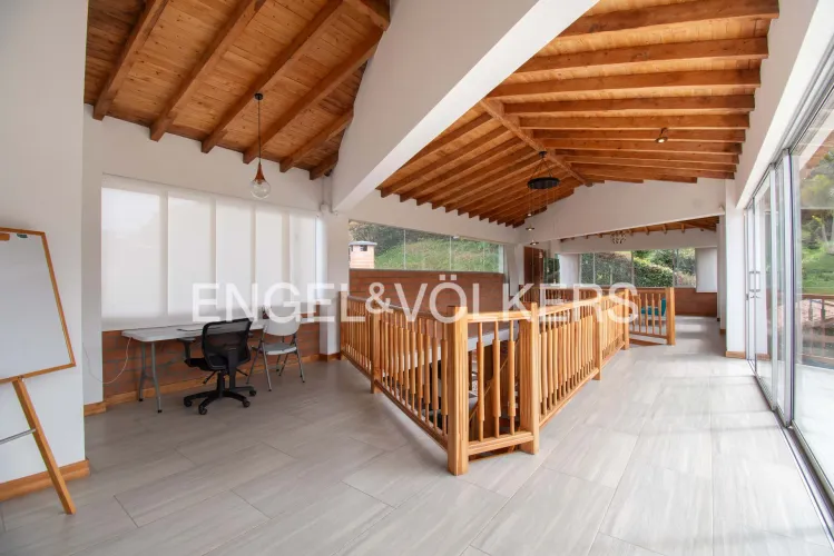 Casa de 4 alcobas en venta en Mampuesto, Rionegro, 361 m² · foto 10 de 16