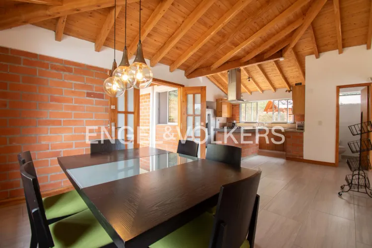 Casa de 4 alcobas en venta en Mampuesto, Rionegro, 361 m² · foto 4 de 16