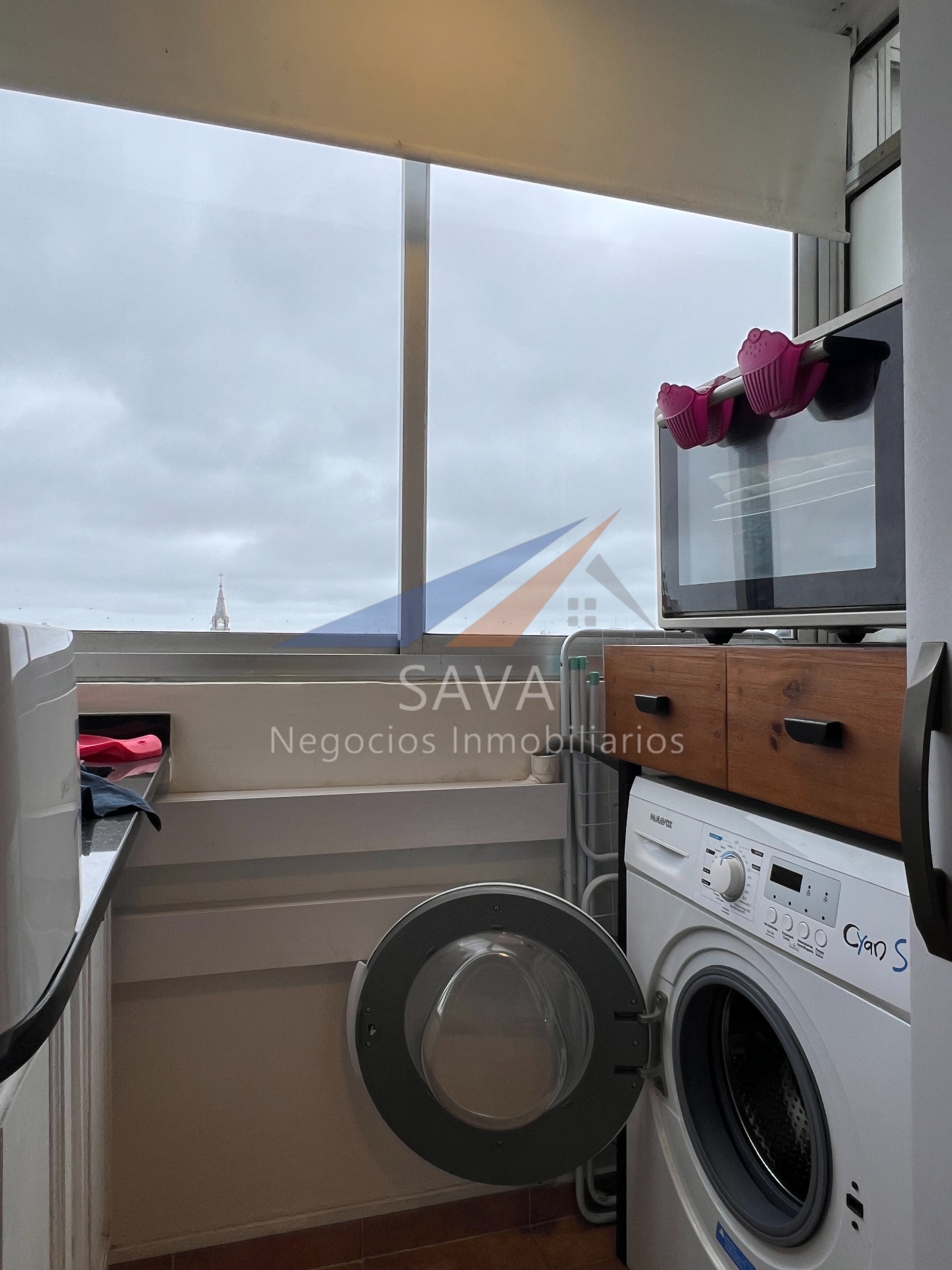 Alquiler Apartamento 1 Dormitorio en Cordón! Piso Alto. Amueblado y Equipado! · Foto 11