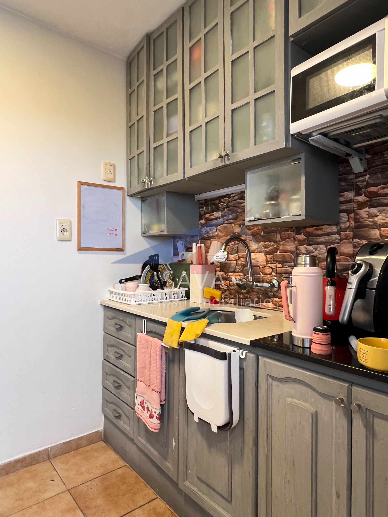Alquiler Apartamento 1 Dormitorio en Cordón! Piso Alto. Amueblado y Equipado! · Foto 9