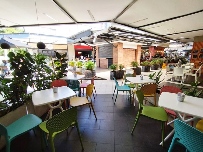 Local en arriendo en El Poblado, Medellín, 56 m² · foto 6 de 7