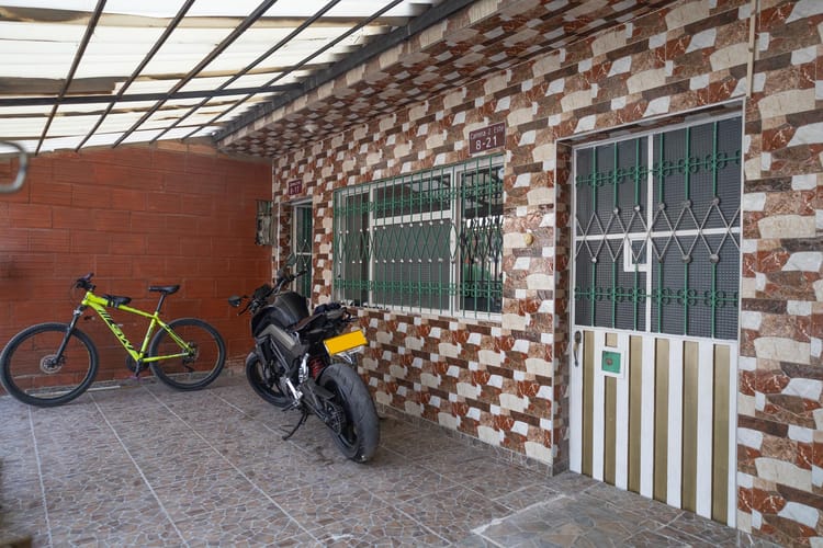 Casa de 9 alcobas en venta en La Florida Et. Ii, Soacha, 304 m² · foto 3 de 3