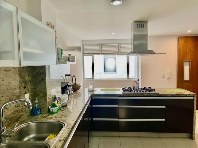 Apartamento de 3 alcobas en venta en Santa Paula, Bogotá, 171 m² · foto 5 de 20