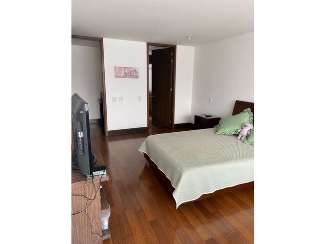 Apartamento de 3 alcobas en venta en Santa Paula, Bogotá, 171 m² · foto 9 de 20
