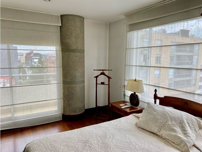 Apartamento de 3 alcobas en venta en Santa Paula, Bogotá, 171 m² · foto 17 de 20