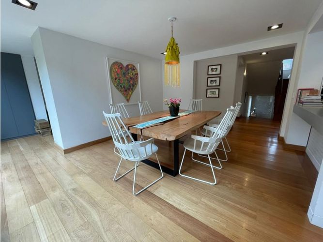 Casa de 3 alcobas en venta en Santa Ana Oriental, Bogotá, 323 m² · foto 6 de 17