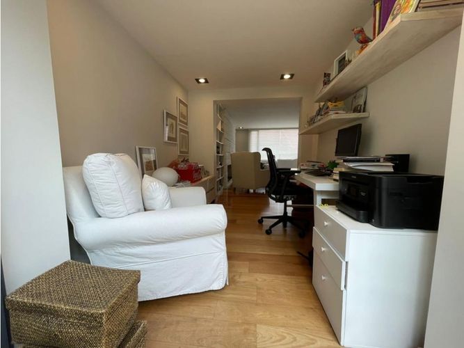 Casa de 3 alcobas en venta en Santa Ana Oriental, Bogotá, 323 m² · foto 8 de 17