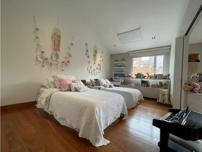 Casa de 3 alcobas en venta en Santa Ana Oriental, Bogotá, 323 m² · foto 15 de 17