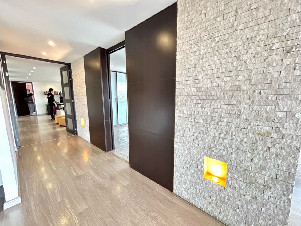 Apartamento en venta en Santa Barbara Alta, Bogotá · foto 7 de 24