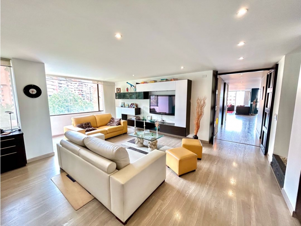 Apartamento en venta en Santa Barbara Alta, Bogotá · foto 18 de 24