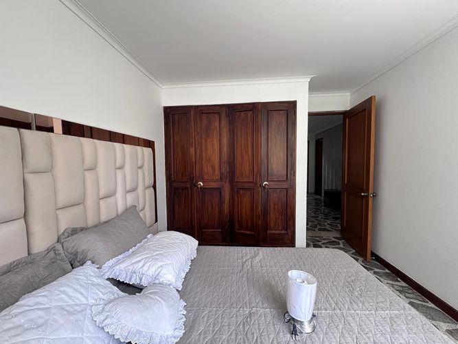 Apartamento de 3 alcobas en arriendo en El Poblado, Medellín, 142 m² · foto 17 de 19