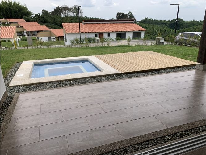 Casa de 3 alcobas en venta en Vía El Caimo, Armenia, 140 m² · foto 6 de 24