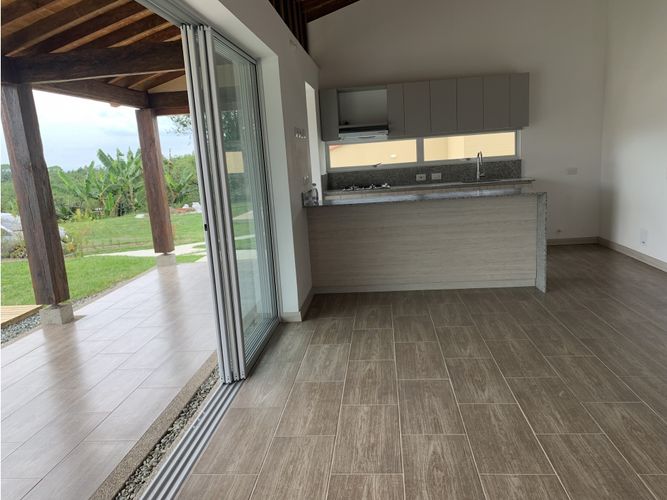 Casa de 3 alcobas en venta en Vía El Caimo, Armenia, 140 m² · foto 10 de 24