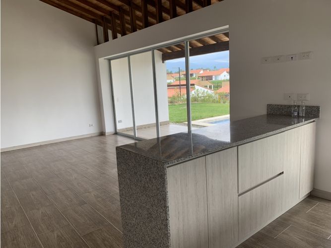 Casa de 3 alcobas en venta en Vía El Caimo, Armenia, 140 m² · foto 13 de 24