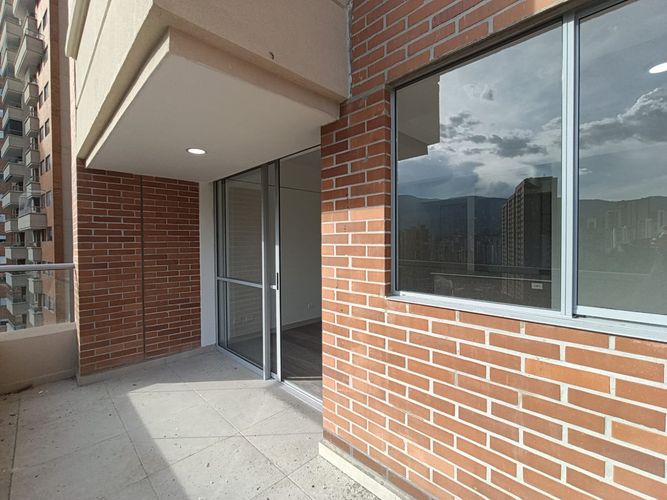Apartamento de 2 alcobas en arriendo en Las Lomitas, Sabaneta, 76 m² · foto 7 de 17