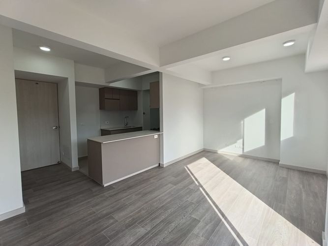 Apartamento de 2 alcobas en arriendo en Las Lomitas, Sabaneta, 76 m² · foto 8 de 17
