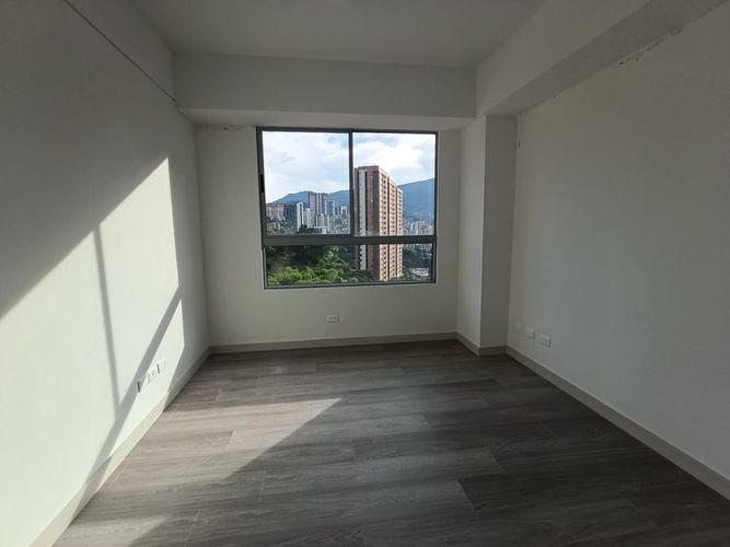 Apartamento de 2 alcobas en arriendo en Las Lomitas, Sabaneta, 76 m² · foto 16 de 17