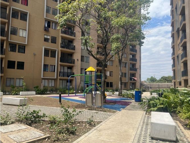 Apartamento de 2 alcobas en venta en Primitivo Crespo, Cali, 55 m² · foto 4 de 24