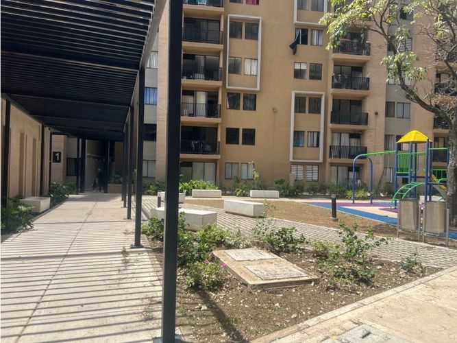 Apartamento de 2 alcobas en venta en Primitivo Crespo, Cali, 55 m² · foto 5 de 24