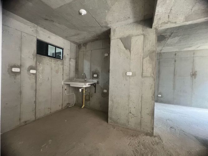Apartamento de 2 alcobas en venta en Primitivo Crespo, Cali, 55 m² · foto 12 de 24