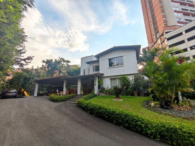 Casa de 4 alcobas en venta en Monteazul, Sabaneta, 280 m² · foto 12 de 14
