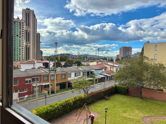 Apartamento en venta en Andes Norte, Bogotá · foto 6 de 23