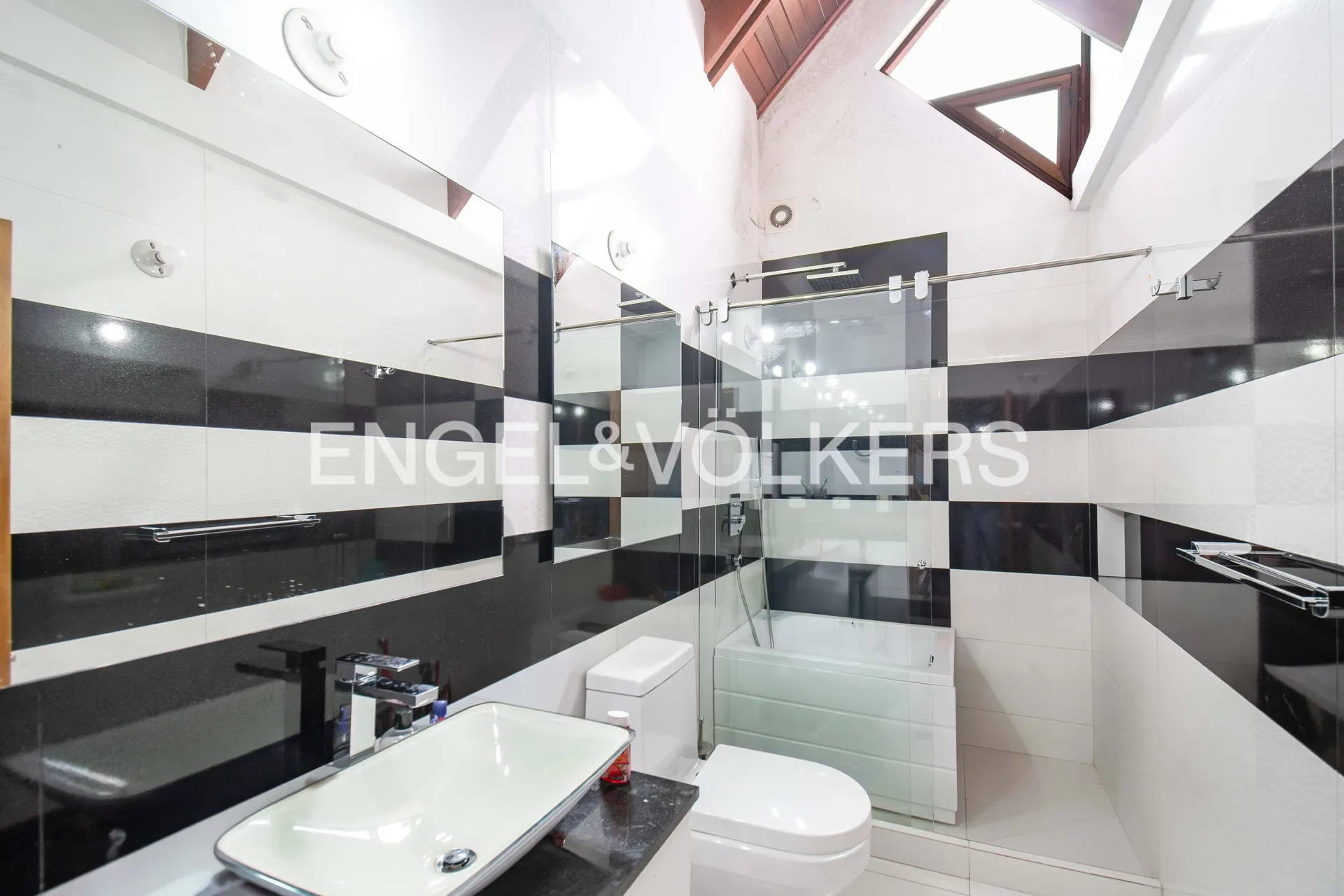 Casa en venta en Cerros De Suba, Bogotá · foto 18 de 21