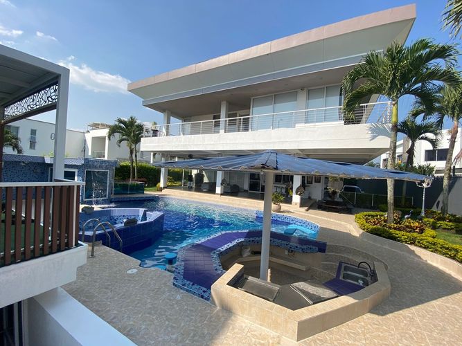 Casa de 4 alcobas en venta en Pance, Cali, 850 m² · foto 3 de 24