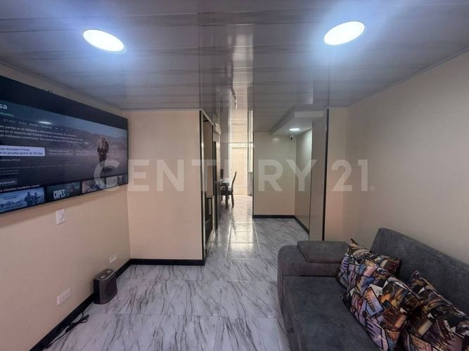 Casa en venta en Canaveralejo, Bogotá · foto 2 de 20