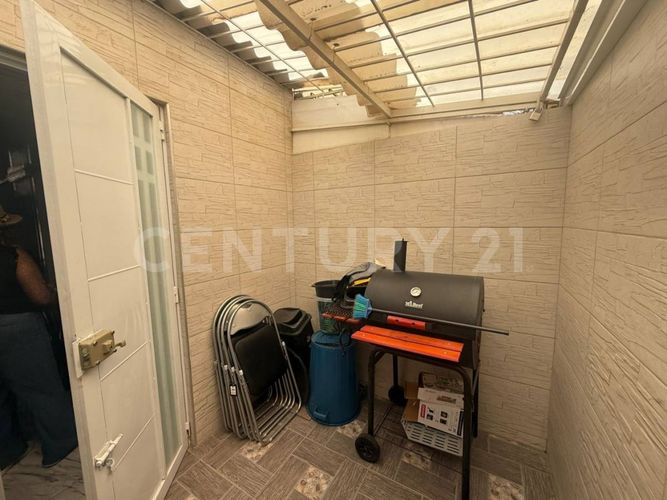 Casa en venta en Canaveralejo, Bogotá · foto 3 de 20