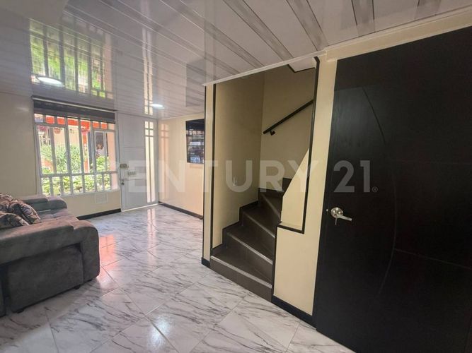 Casa en venta en Canaveralejo, Bogotá · foto 4 de 20