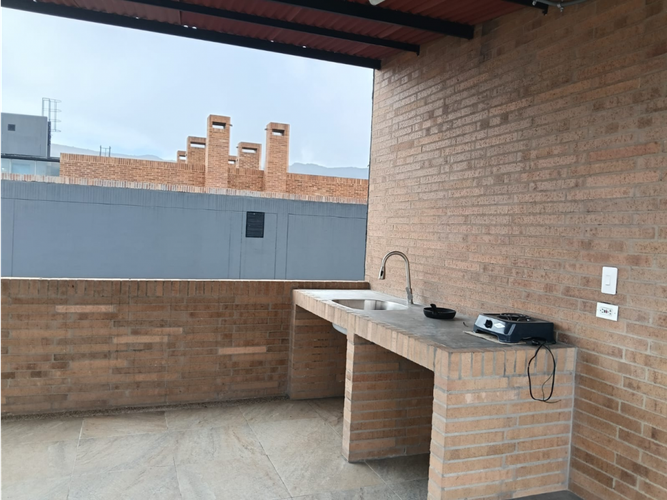 Apartamento de 2 alcobas en venta en Cedritos, Bogotá, 73 m² · foto 13 de 18
