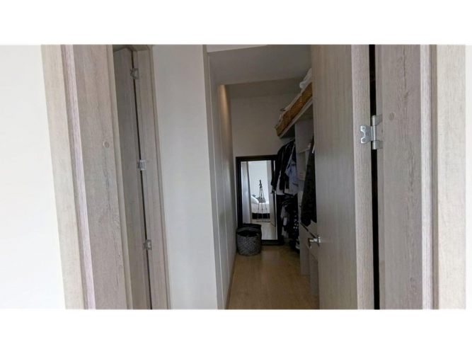 Apartamento de 2 alcobas en venta en Barrancas Norte, Bogotá, 76 m² · foto 3 de 20