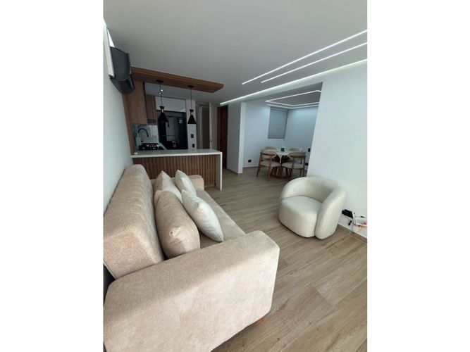 Apartamento de 2 alcobas en venta en Guabinas, Yumbo, 59 m² · foto 4 de 11