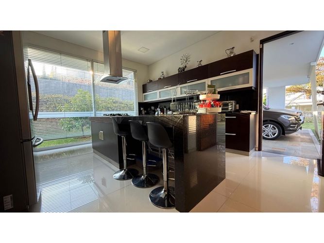 Casa de 4 alcobas en venta en Ciudad Jardin, Cali, 420 m² · foto 9 de 22