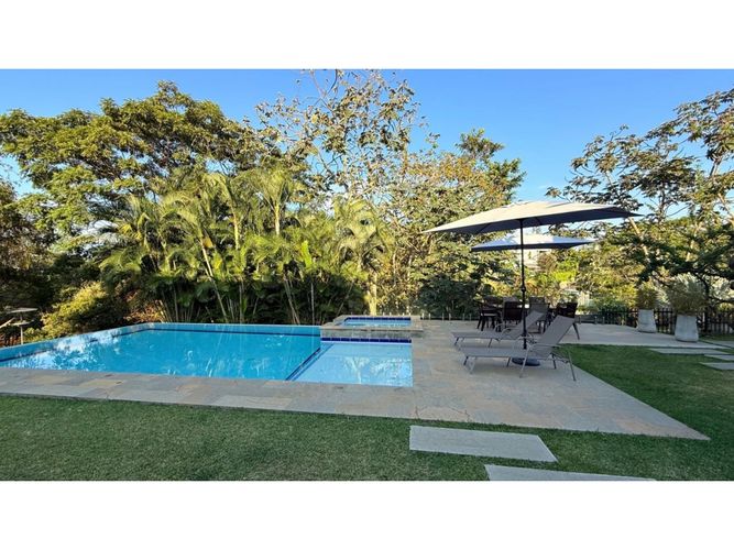 Casa de 4 alcobas en venta en Ciudad Jardin, Cali, 420 m² · foto 19 de 22