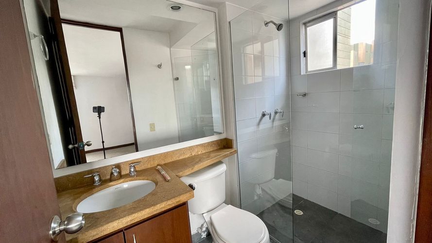Apartamento de 3 alcobas en arriendo en Pradera Norte, Bogotá, 98 m² · foto 12 de 20