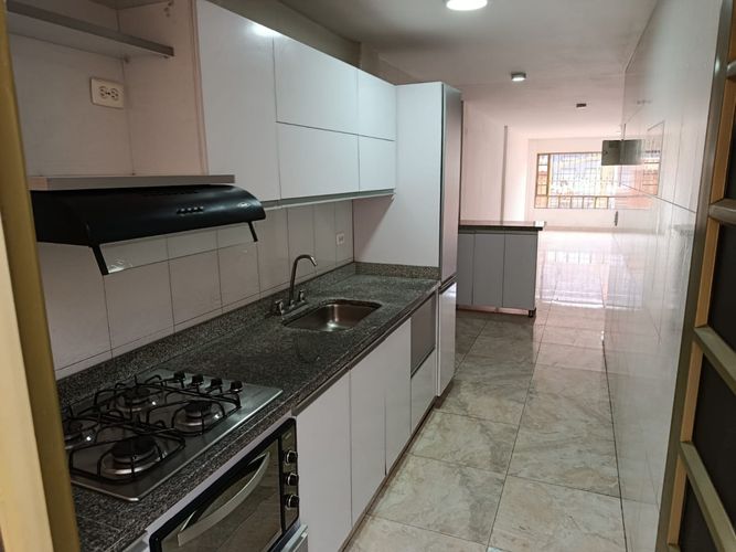 Casa de 4 alcobas en arriendo en Cota, 196 m² · foto 8 de 24