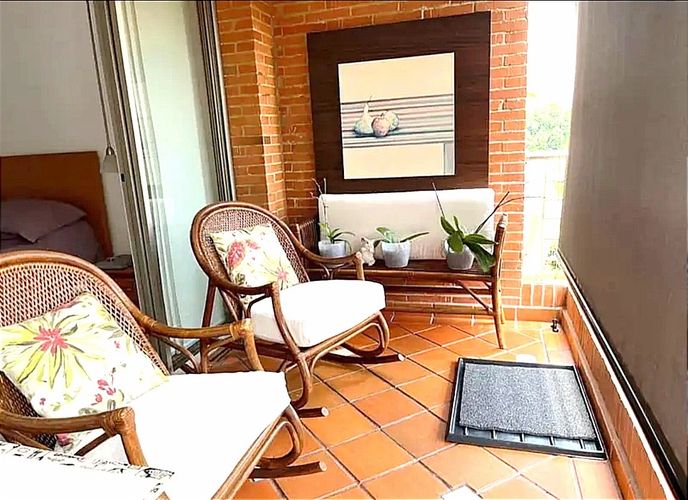 Apartamento en venta en Menga, Cali · foto 6 de 14