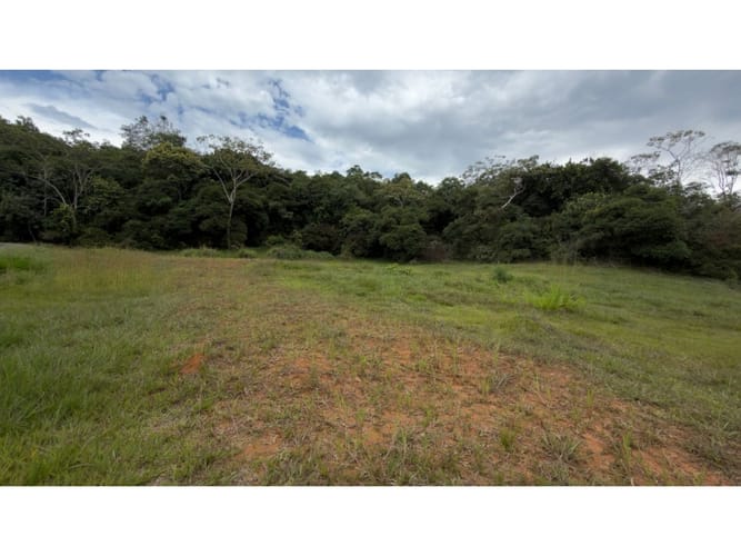 Lote en venta en Pance, Cali, 4996 m² · foto 3 de 7