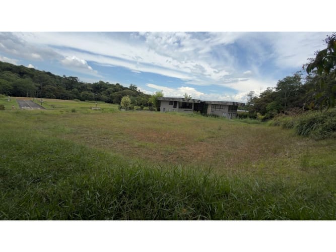 Lote en venta en Pance, Cali, 4996 m² · foto 4 de 7