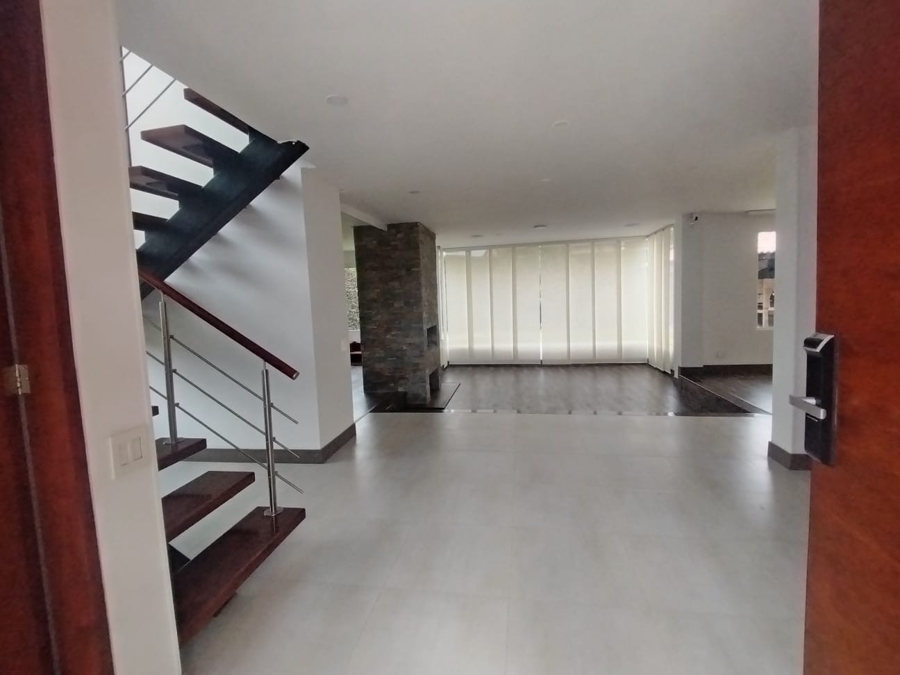 Casa en venta en Cr. Caminos De Chunugua, Cajicá · foto 4 de 24